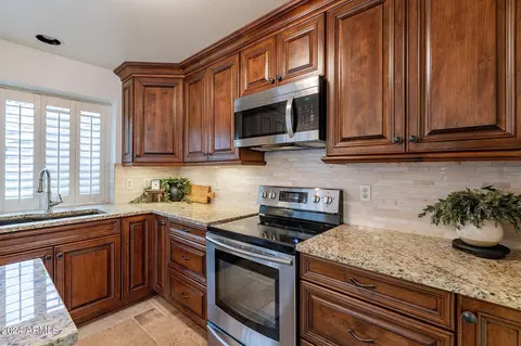 6365 E Redmont Dr, Mesa, AZ 85215 photo 10