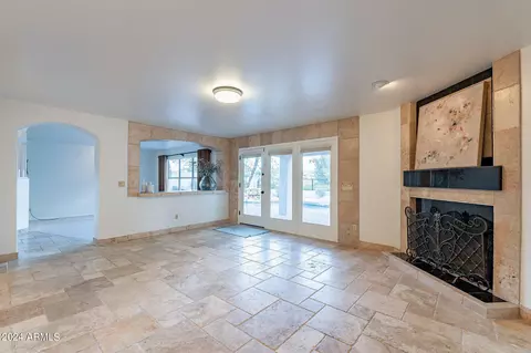 6365 E Redmont Dr, Mesa, AZ 85215 photo 8