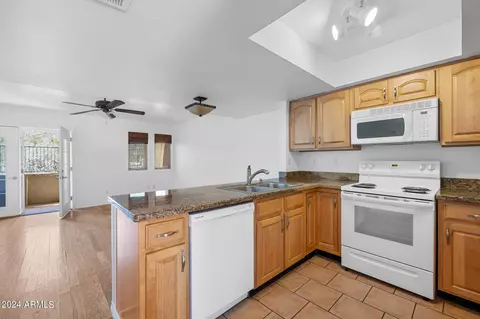 520 E Weber Dr #26, Tempe, AZ 85288 photo 4