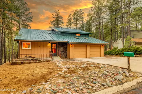 5271 E Mount Pleasant Dr, Flagstaff, AZ 86004