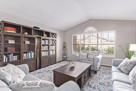 Living - 2637 E Rockledge Rd, Phoenix, AZ 85048 photo 3 of 6
