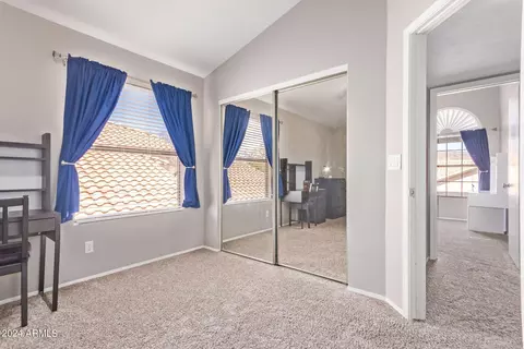 Bedroom - 2637 E Rockledge Rd, Phoenix, AZ 85048 photo 3 of 7