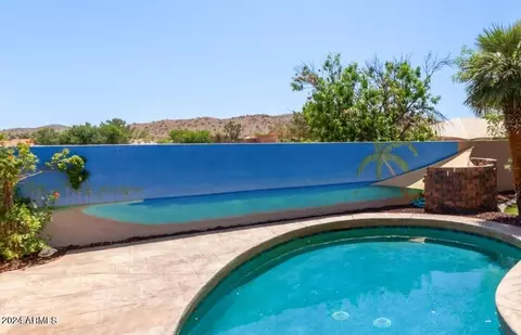 Exterior - 2637 E Rockledge Rd, Phoenix, AZ 85048 photo 3 of 6