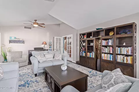 Living - 2637 E Rockledge Rd, Phoenix, AZ 85048 photo 4 of 6