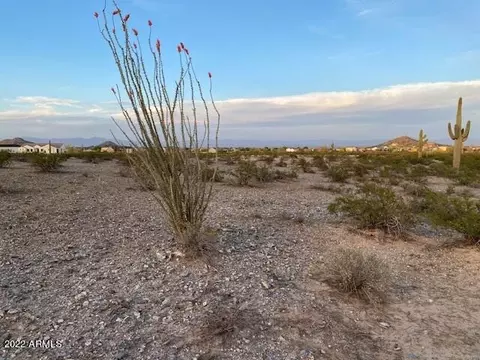 28951 N Queen Bee Ln #-, Queen Creek, AZ 85144