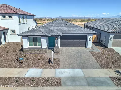 1252 W Macaw Ct, Queen Creek, AZ 85140
