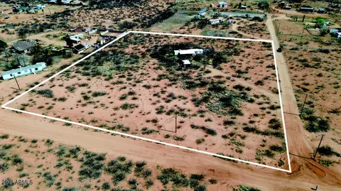 5903 S Ranch Rd, Hereford, AZ 85615