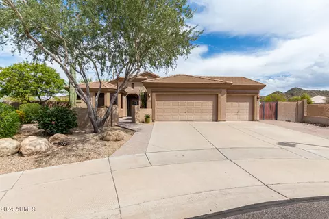 1549 N Sierra Heights Cir, Mesa, AZ 85207