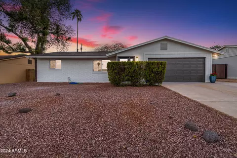 2237 Everett Dr, Phoenix, AZ 85022