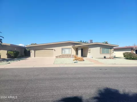 10706 W Willowbrook Dr, Sun City, AZ 85373
