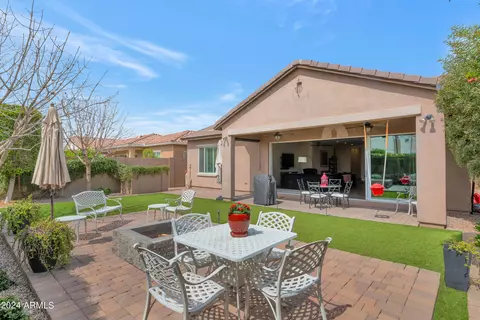 Exterior - 1455 E Cullumber St, Gilbert, AZ 85234 photo 4 of 8