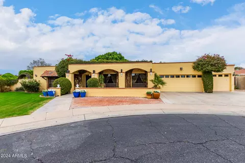 2743 S Cholla Cir, Mesa, AZ 85202