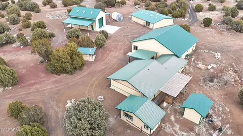 7882 Stokes Ln, Show Low, AZ 85901