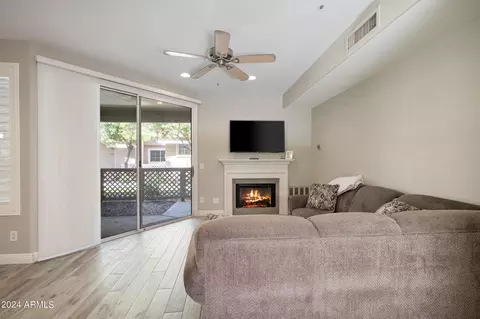 1633 E Lakeside Dr #160, Gilbert, AZ 85234 photo 8