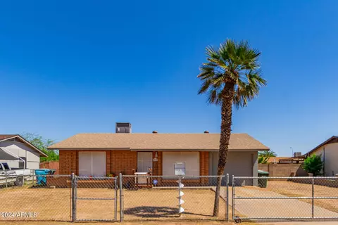 7739 W Cheery Lynn Rd, Phoenix, AZ 85033