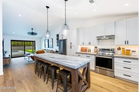 6906 E Kathleen Rd, Scottsdale, AZ 85254
