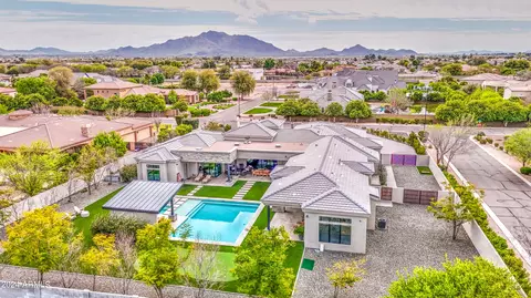 View/Area - 2264 E Orleans Dr, Gilbert, AZ 85298 photo 2 of 5