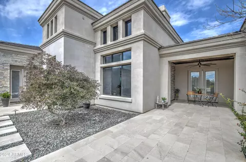 Exterior - 2264 E Orleans Dr, Gilbert, AZ 85298 photo 16 of 37