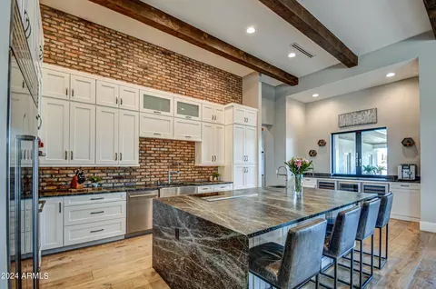 Kitchen - 2264 E Orleans Dr, Gilbert, AZ 85298 photo 6 of 6