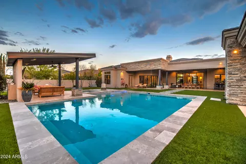 Exterior - 2264 E Orleans Dr, Gilbert, AZ 85298 photo 21 of 37