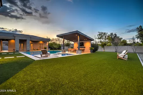 Exterior - 2264 E Orleans Dr, Gilbert, AZ 85298 photo 25 of 37