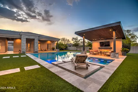 Exterior - 2264 E Orleans Dr, Gilbert, AZ 85298 photo 24 of 37