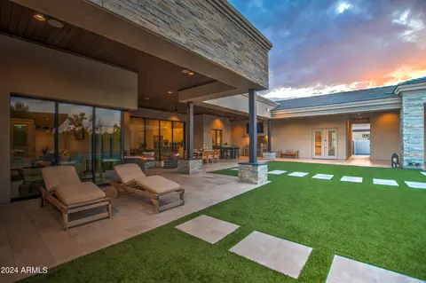 Exterior - 2264 E Orleans Dr, Gilbert, AZ 85298 photo 19 of 37