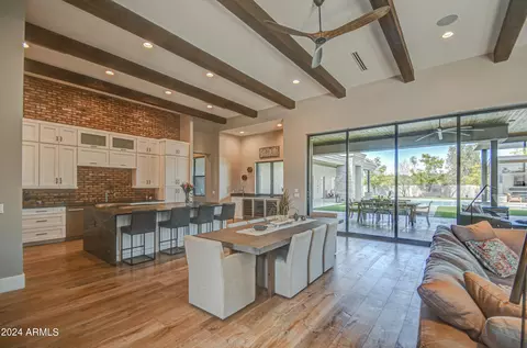 Dining - 2264 E Orleans Dr, Gilbert, AZ 85298 photo 1 of 2