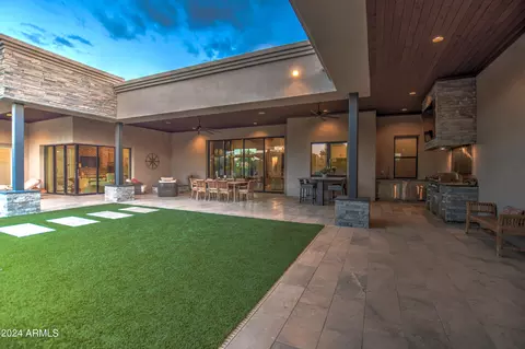 Exterior - 2264 E Orleans Dr, Gilbert, AZ 85298 photo 20 of 37
