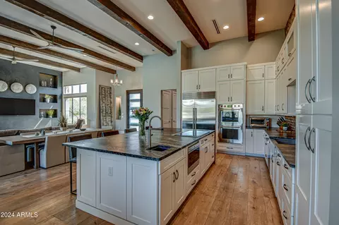 Kitchen - 2264 E Orleans Dr, Gilbert, AZ 85298 photo 2 of 6