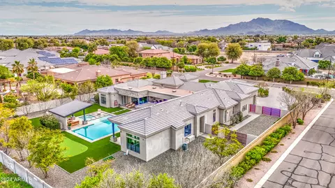View/Area - 2264 E Orleans Dr, Gilbert, AZ 85298 photo 1 of 5