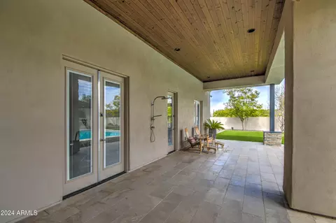Exterior - 2264 E Orleans Dr, Gilbert, AZ 85298 photo 8 of 37