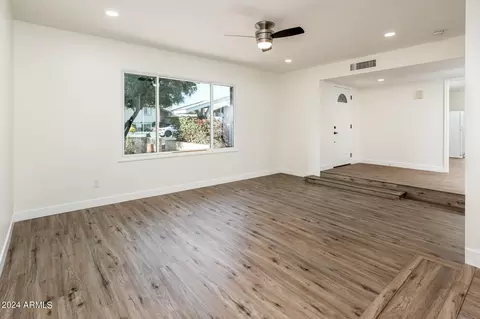 600 E Carson Dr, Tempe, AZ 85282 photo 10