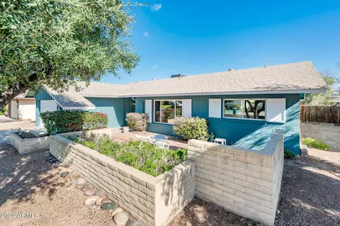 600 E Carson Dr, Tempe, AZ 85282 photo 5