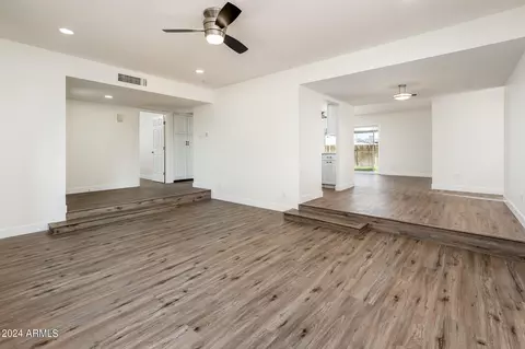 600 E Carson Dr, Tempe, AZ 85282 photo 12