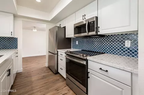 600 E Carson Dr, Tempe, AZ 85282 photo 25