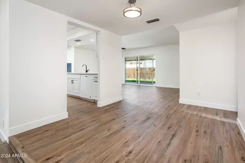 600 E Carson Dr, Tempe, AZ 85282 photo 19
