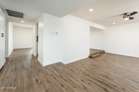 600 E Carson Dr, Tempe, AZ 85282 photo 13