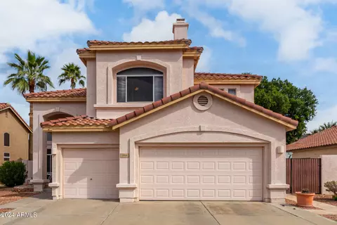5966 W Aurora Dr, Glendale, AZ 85308