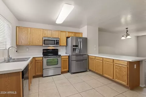 18239 N 40th St #129, Phoenix, AZ 85032