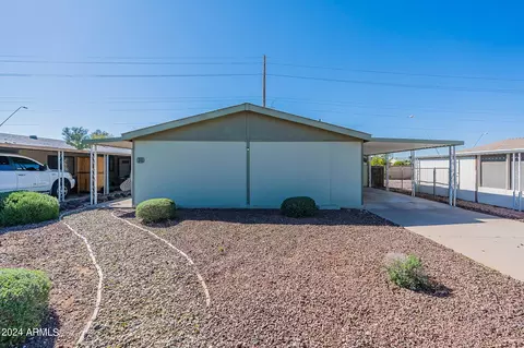 245 S 56th St #32, Mesa, AZ 85206