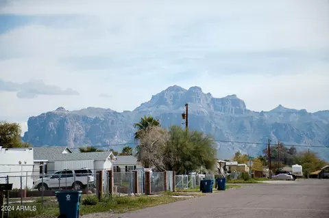 2943 W Manzanita St, Apache Junction, AZ 85120 photo 3