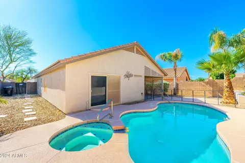 14828 W Parkwood Dr, Surprise, AZ 85374