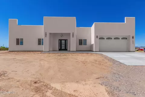 5892 N 382nd Dr, Tonopah, AZ 85354