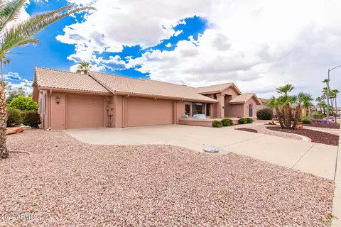 21202 N Shamrock Dr, Sun City West, AZ 85375