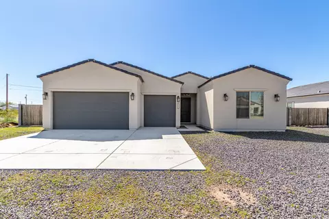 5755 E Shadow Ln, San Tan Valley, AZ 85140