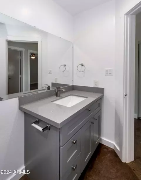 2918 E Roeser Rd, Phoenix, AZ 85040 photo 5
