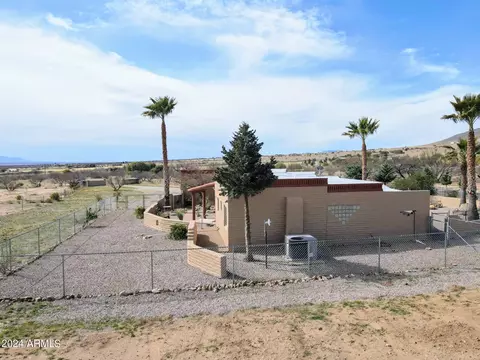 6777 E Desperado Dr, Hereford, AZ 85615 photo 28