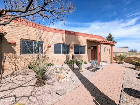 6777 E Desperado Dr, Hereford, AZ 85615 photo 3
