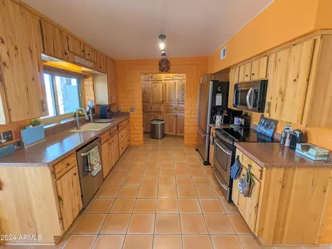 6777 E Desperado Dr, Hereford, AZ 85615 photo 11
